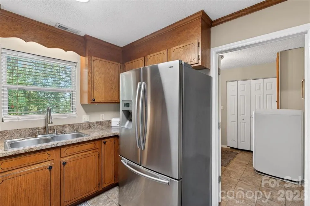 7142 Little Mountain Road Sherrills Ford, NC 28673