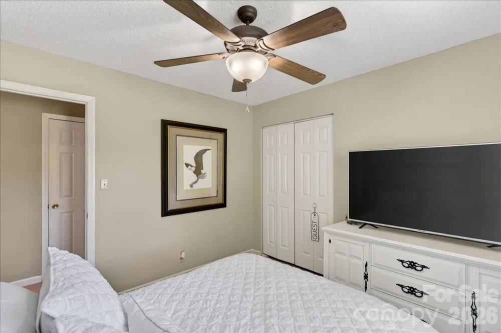 7142 Little Mountain Road Sherrills Ford, NC 28673