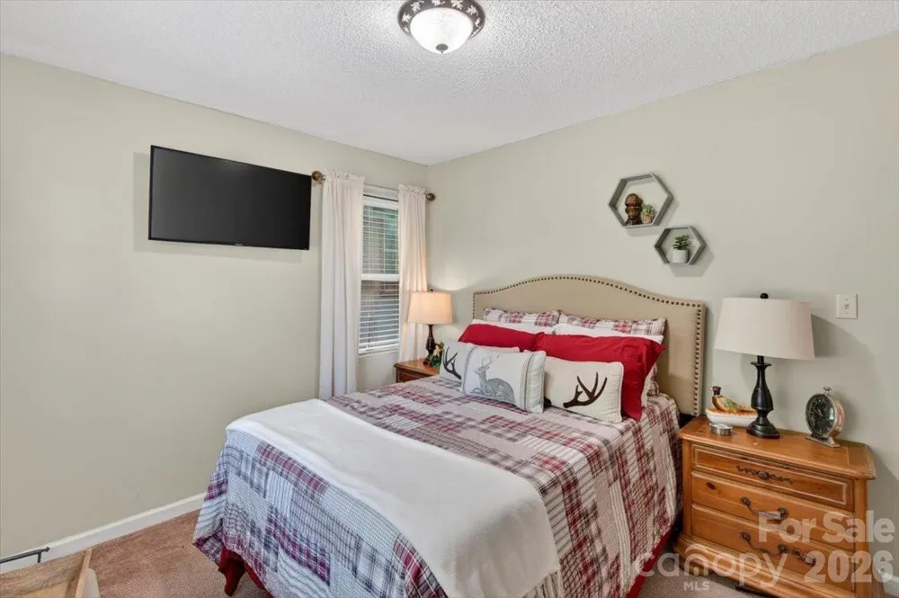 7142 Little Mountain Road Sherrills Ford, NC 28673