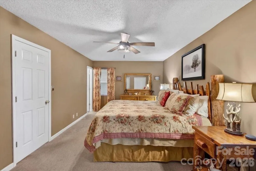 7142 Little Mountain Road Sherrills Ford, NC 28673