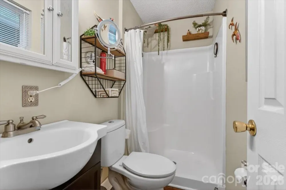 7142 Little Mountain Road Sherrills Ford, NC 28673