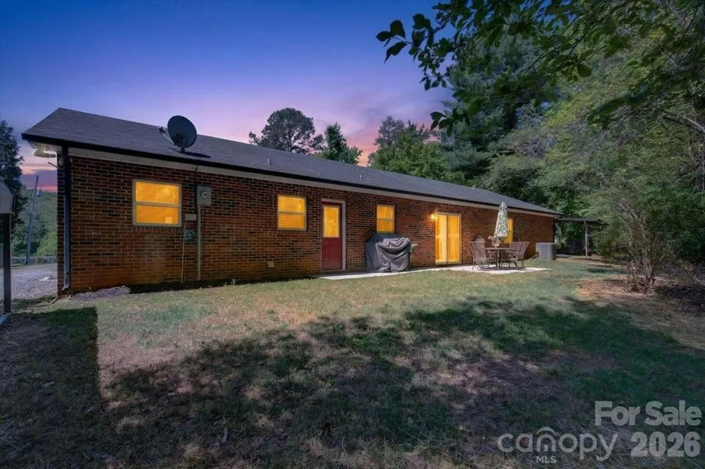 7142 Little Mountain Road Sherrills Ford, NC 28673