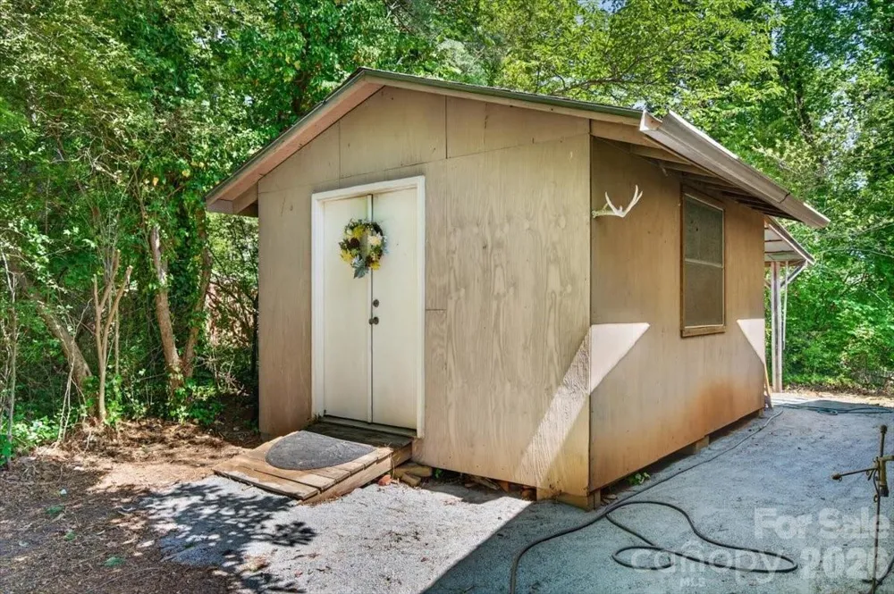 7142 Little Mountain Road Sherrills Ford, NC 28673