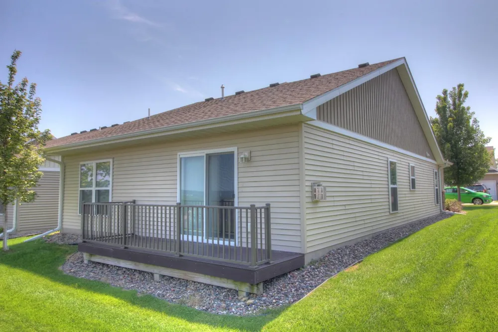 2734 Ridgeview Drive Red Wing, MN 55066