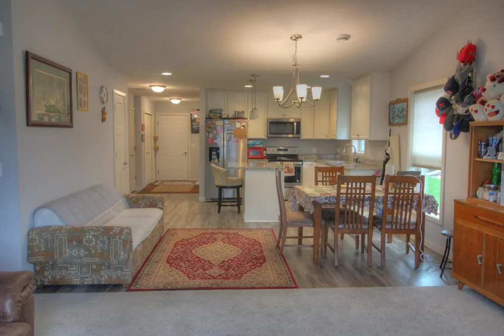 2734 Ridgeview Drive Red Wing, MN 55066