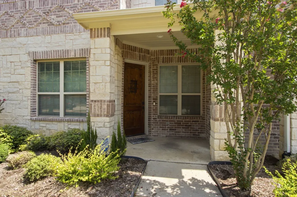 4818 Empire Way Irving, TX 75038