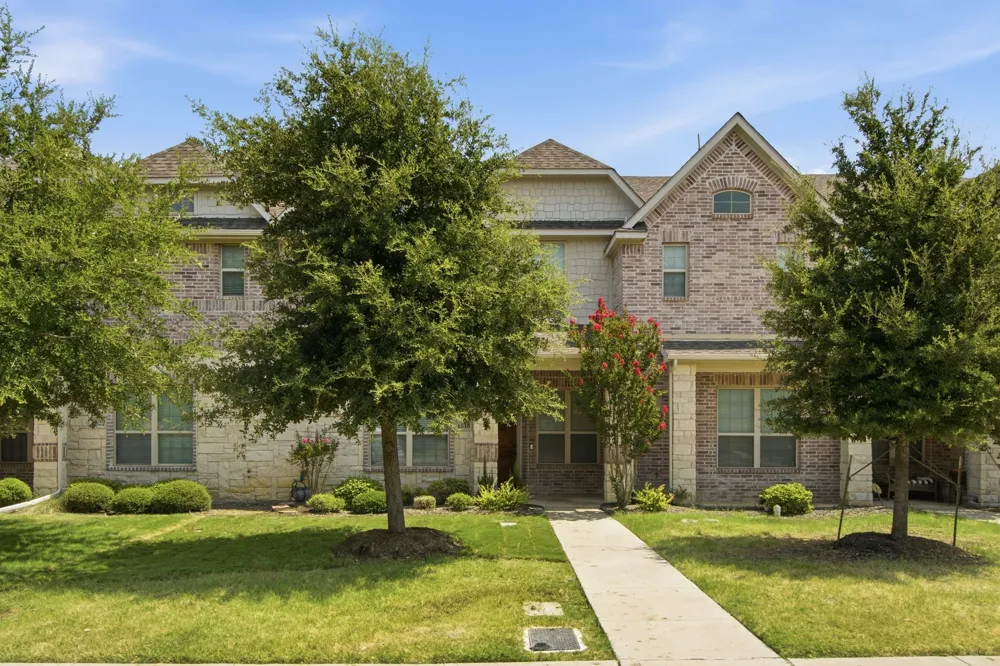 4818 Empire Way Irving, TX 75038