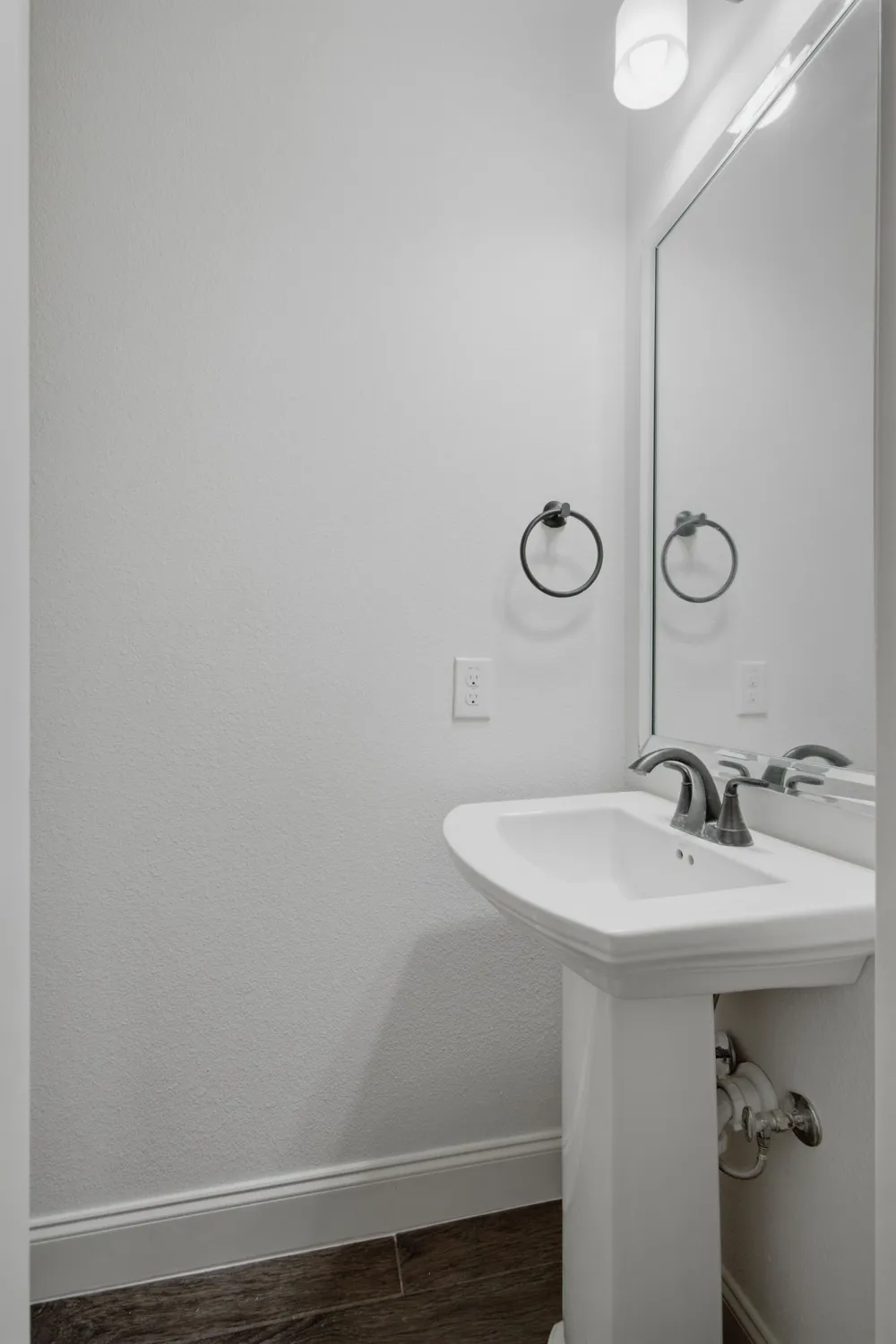 4818 Empire Way Irving, TX 75038