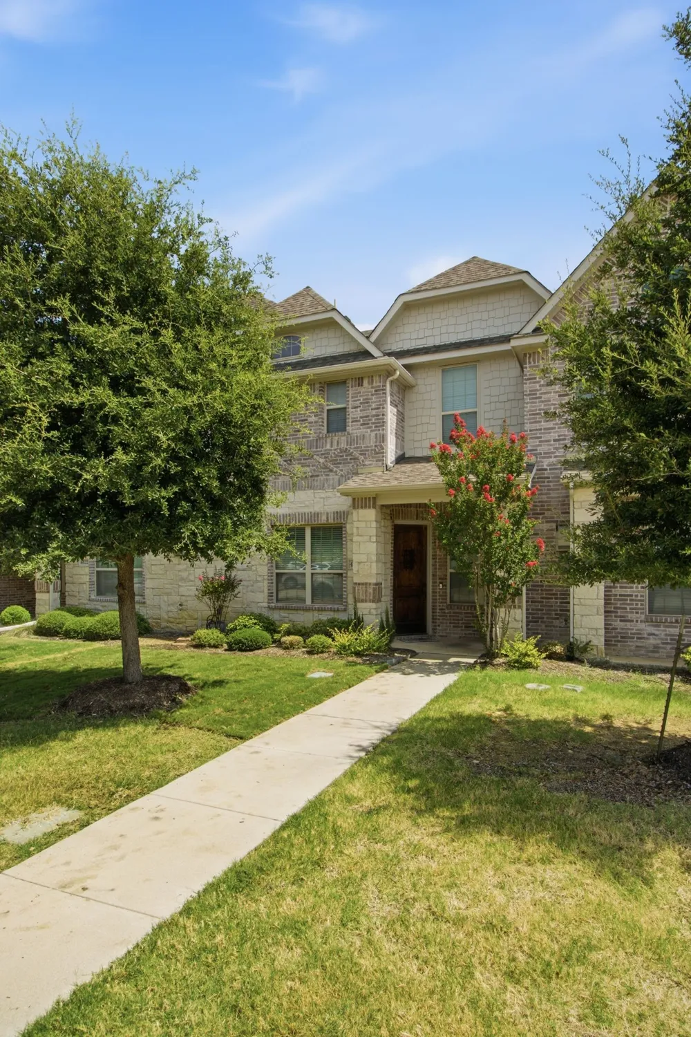 4818 Empire Way Irving, TX 75038