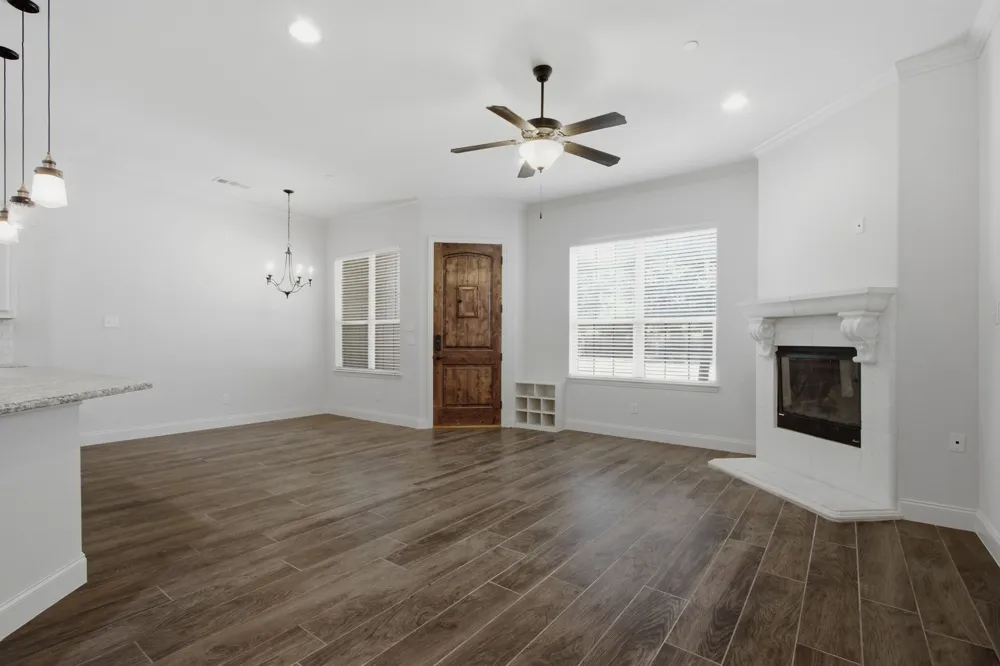 4818 Empire Way Irving, TX 75038