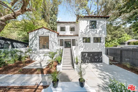 1800 E Benedict Canyon Drive