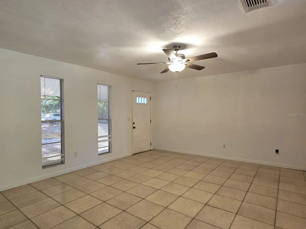1537 MANGO TREE DRIVE Edgewater, FL 32132