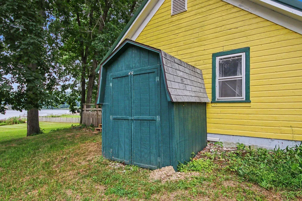 12093 Winans Drive Johnstown Township, MI 49050