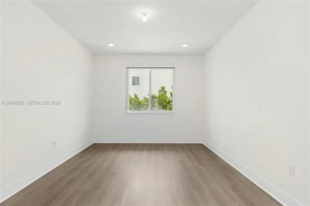 6416 NW 102nd Ct #115 Doral, FL 33178