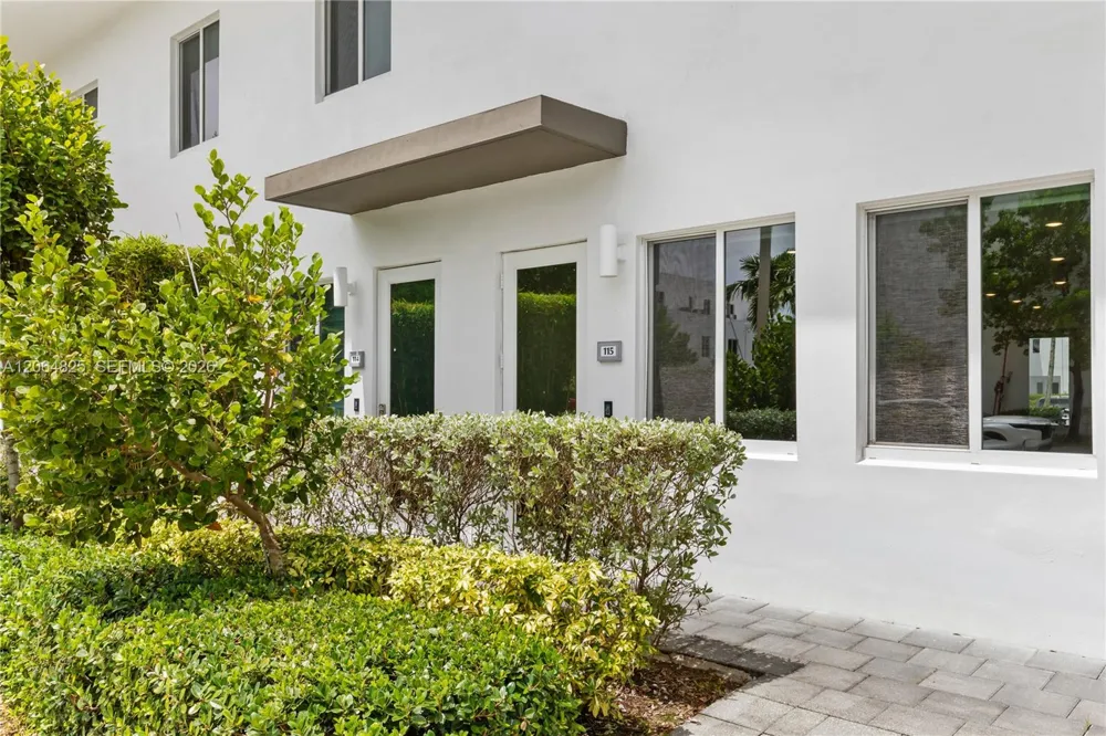 6416 NW 102nd Ct #115 Doral, FL 33178