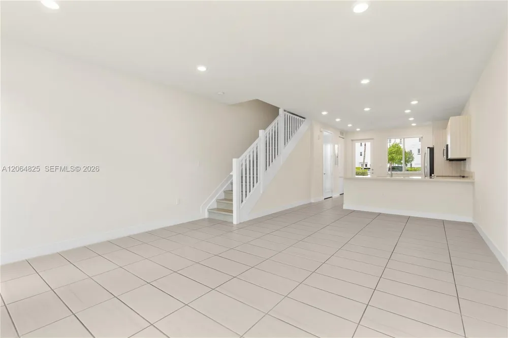 6416 NW 102nd Ct #115 Doral, FL 33178