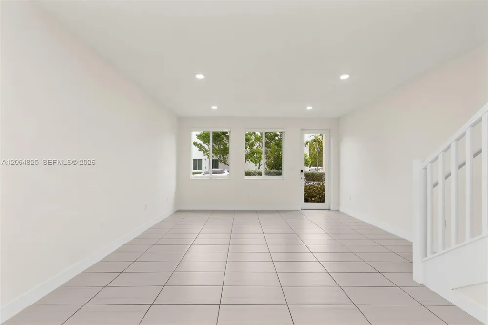 6416 NW 102nd Ct #115 Doral, FL 33178