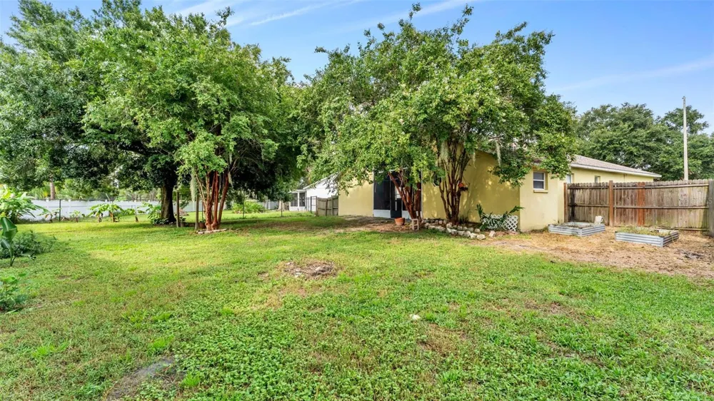 2723 SUNDANCE CIRCLE Mulberry, FL 33860