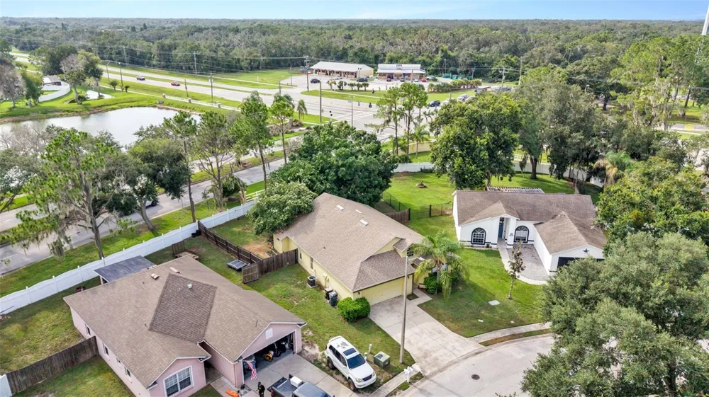 2723 SUNDANCE CIRCLE Mulberry, FL 33860