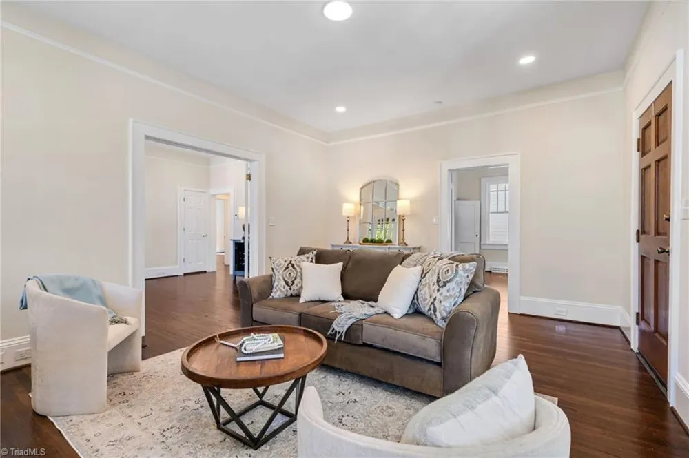 319 Lockland Avenue Winston-Salem, NC 27103