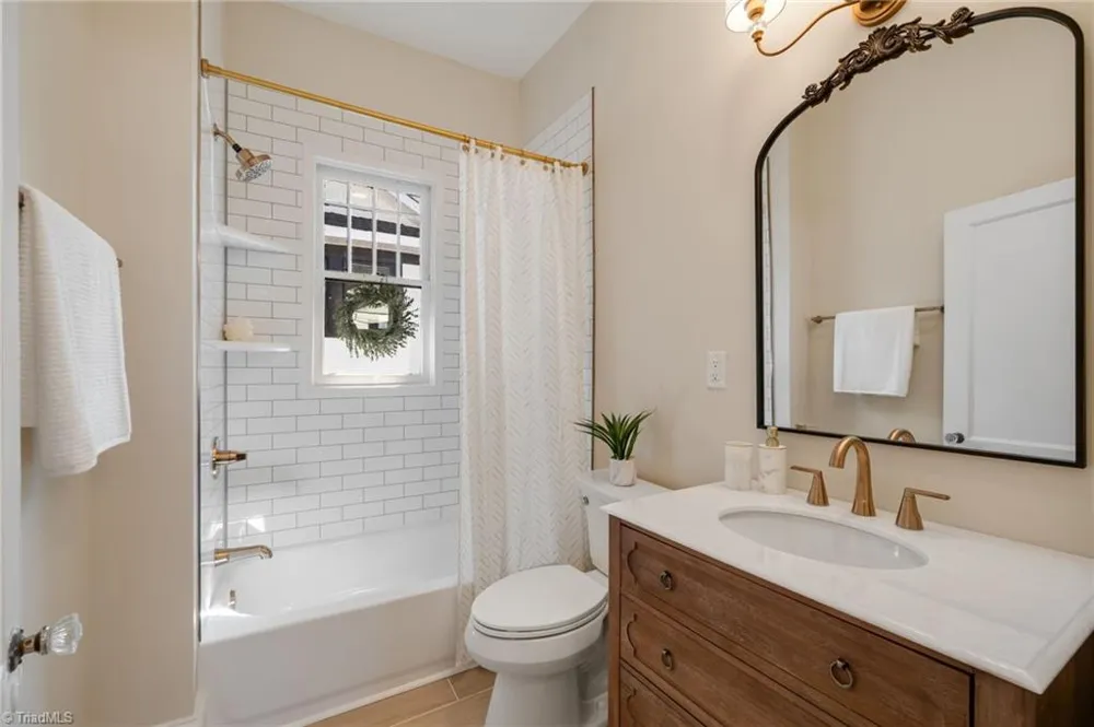 319 Lockland Avenue Winston-Salem, NC 27103