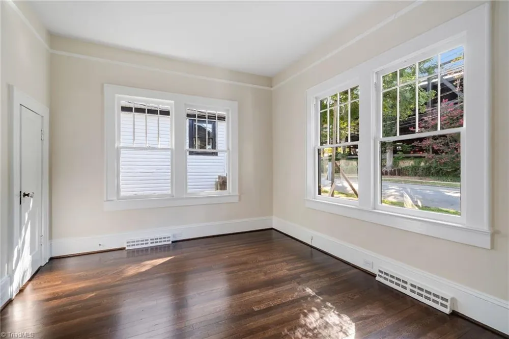 319 Lockland Avenue Winston-Salem, NC 27103