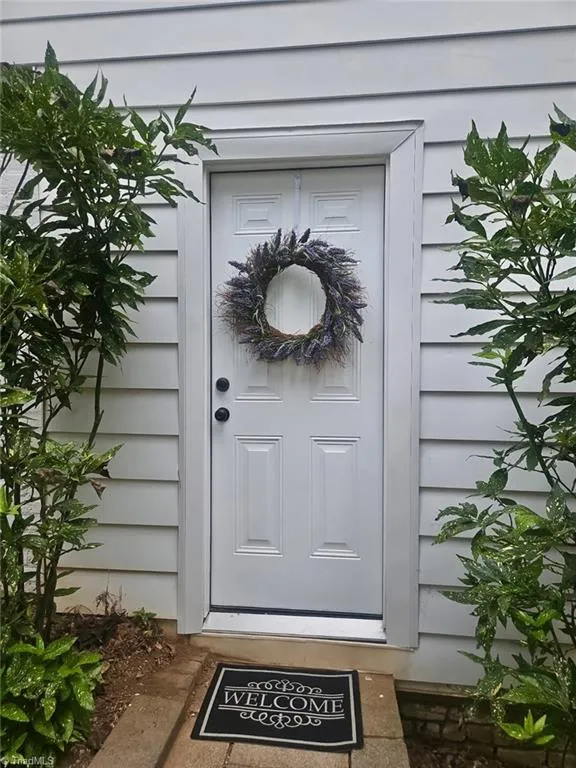 319 Lockland Avenue Winston-Salem, NC 27103