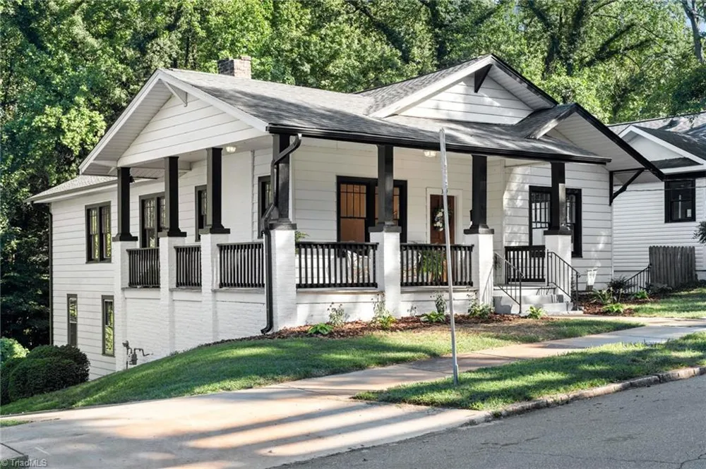 319 Lockland Avenue Winston-Salem, NC 27103
