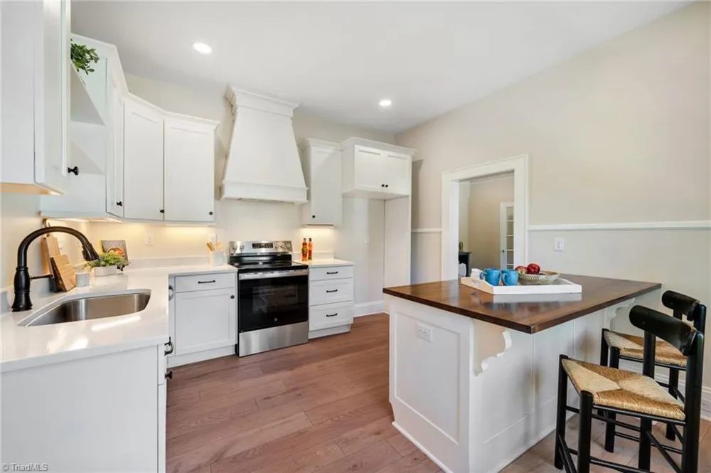 319 Lockland Avenue Winston-Salem, NC 27103
