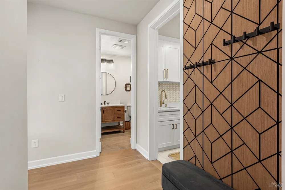 3747 Paxton Place Santa Rosa, CA 95404