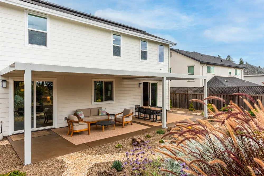3747 Paxton Place Santa Rosa, CA 95404