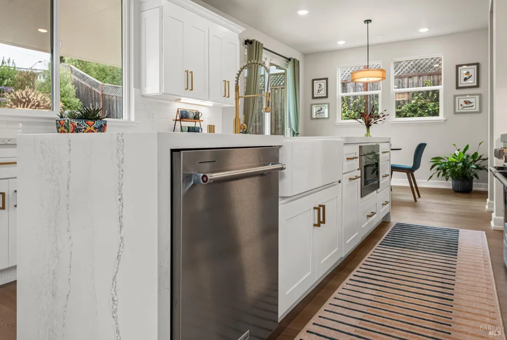 3747 Paxton Place Santa Rosa, CA 95404