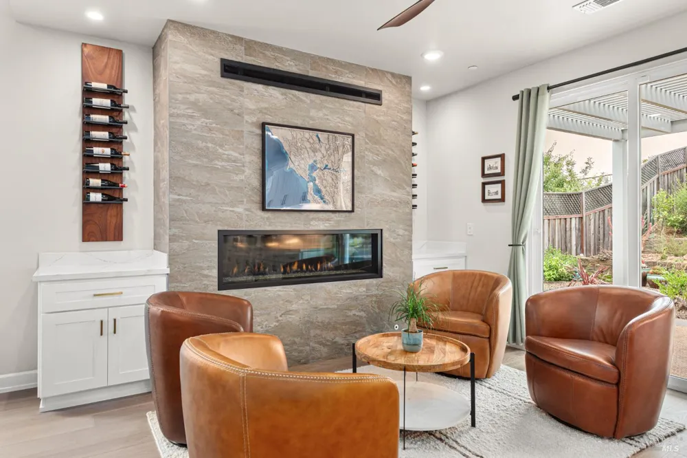 3747 Paxton Place Santa Rosa, CA 95404