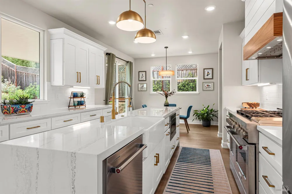 3747 Paxton Place Santa Rosa, CA 95404
