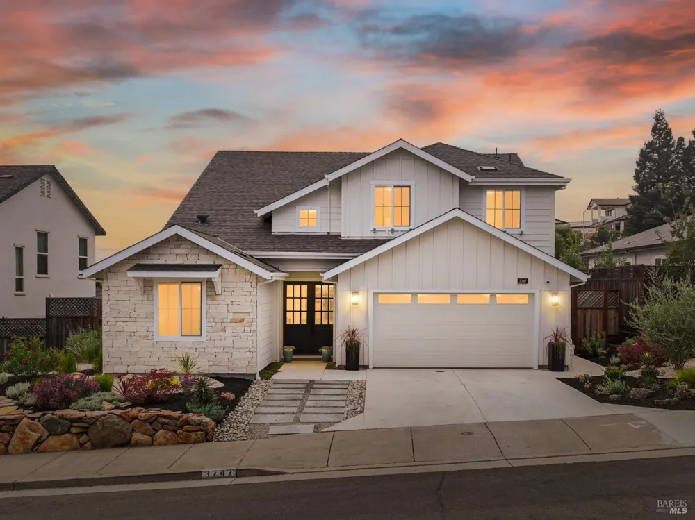 3747 Paxton Place Santa Rosa, CA 95404
