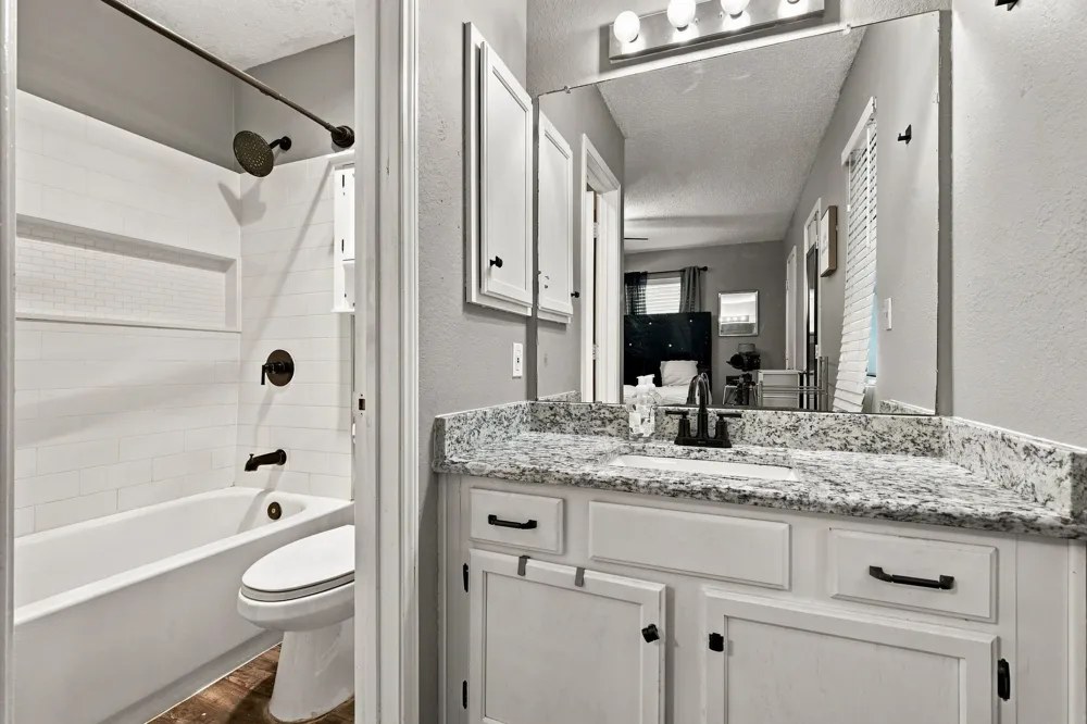 506 W Warrior Trail Grand Prairie, TX 75052