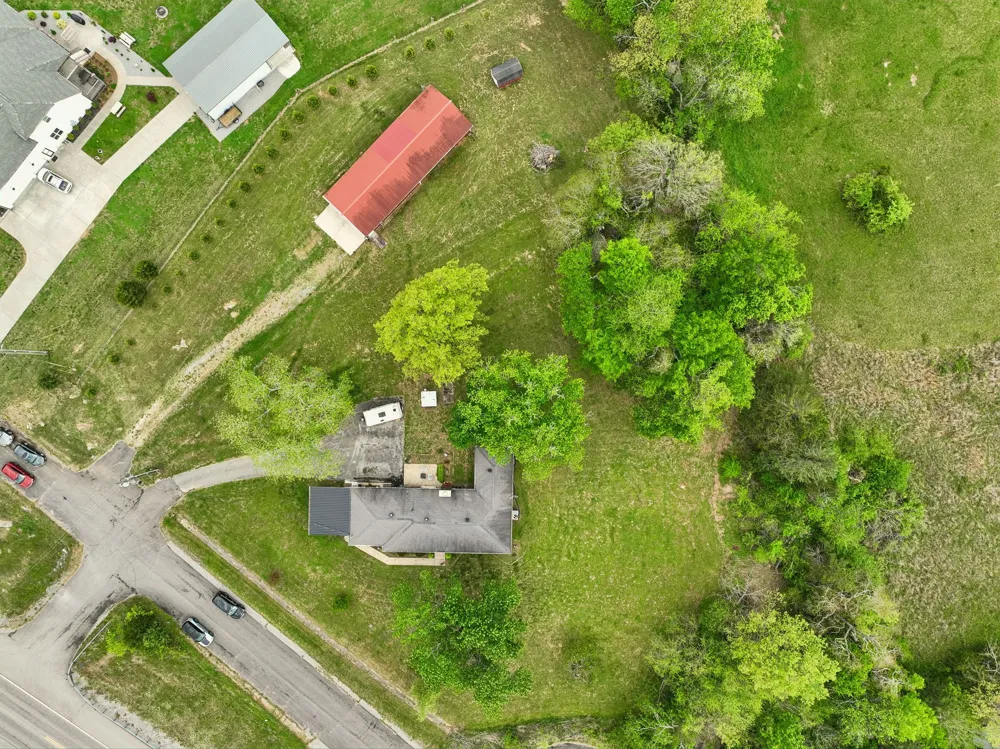 7102 Hartsville Pike Lebanon, TN 37087