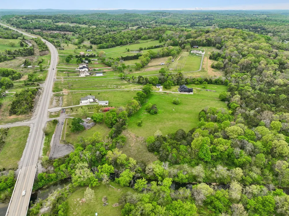 7102 Hartsville Pike Lebanon, TN 37087