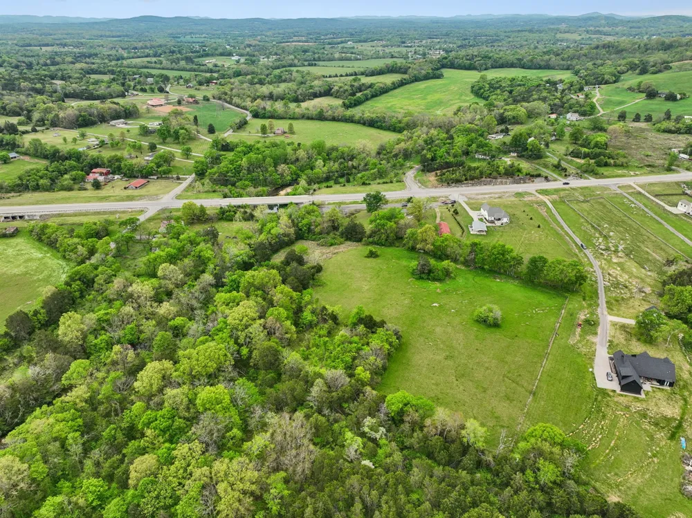 7102 Hartsville Pike Lebanon, TN 37087