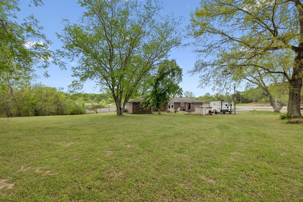 7102 Hartsville Pike Lebanon, TN 37087