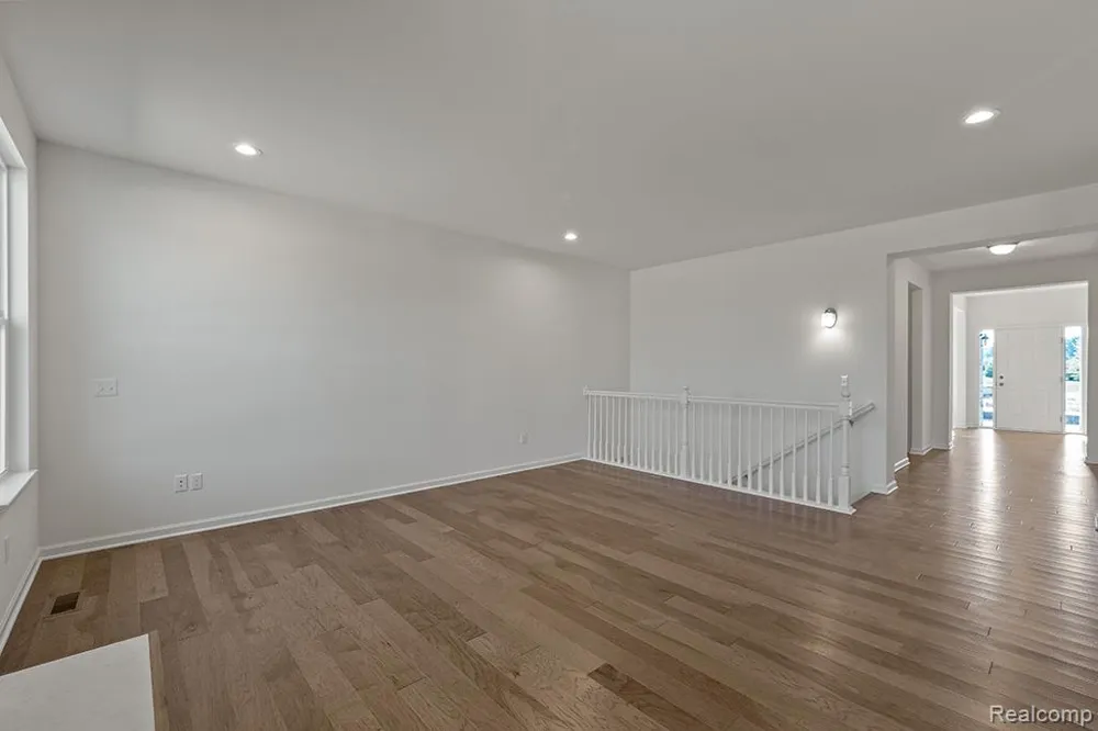 29112 Myles Andrew Drive Lyon Charter Township, MI 48178