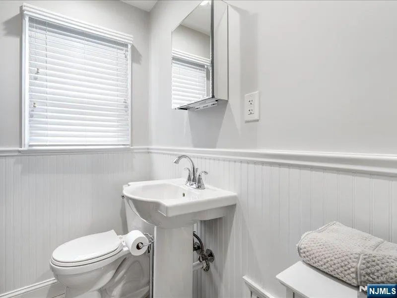 521 9th Street Carlstadt, NJ 07072