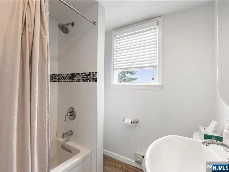 521 9th Street Carlstadt, NJ 07072