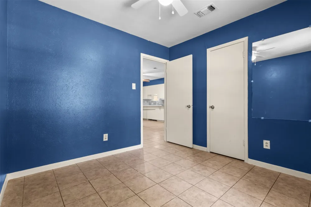 337 Langley Avenue Everman, TX 76140