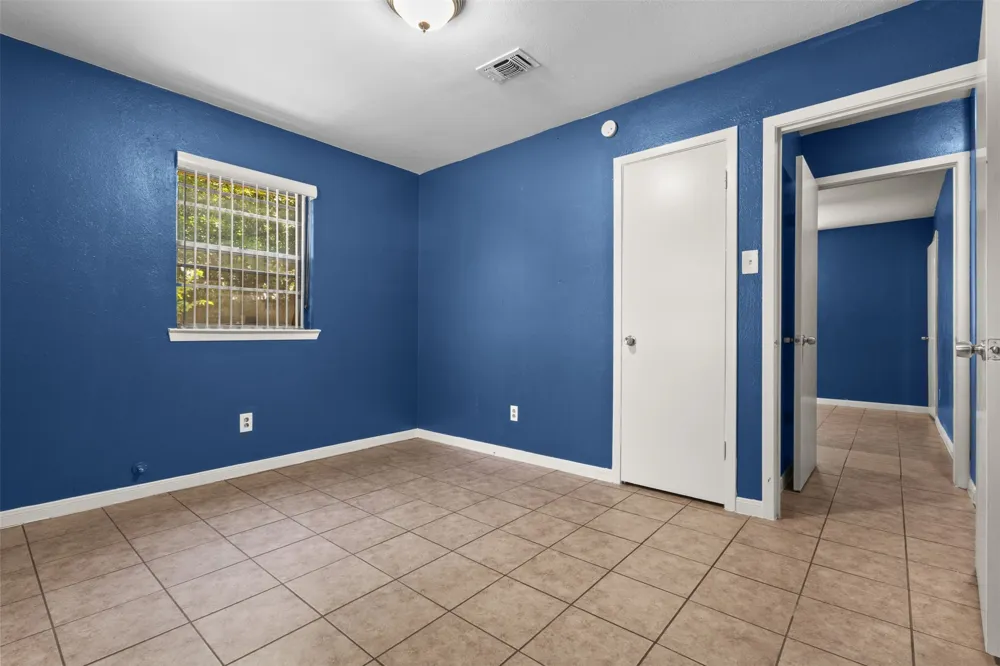 337 Langley Avenue Everman, TX 76140