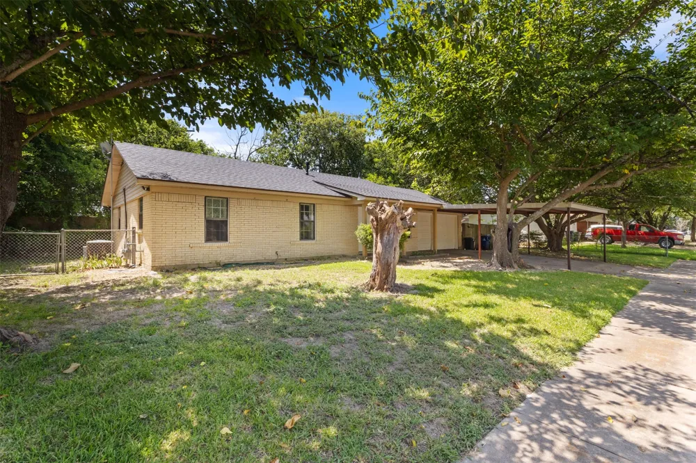 337 Langley Avenue Everman, TX 76140