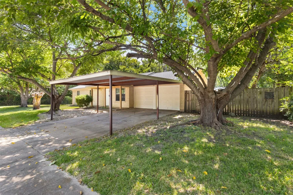 337 Langley Avenue Everman, TX 76140