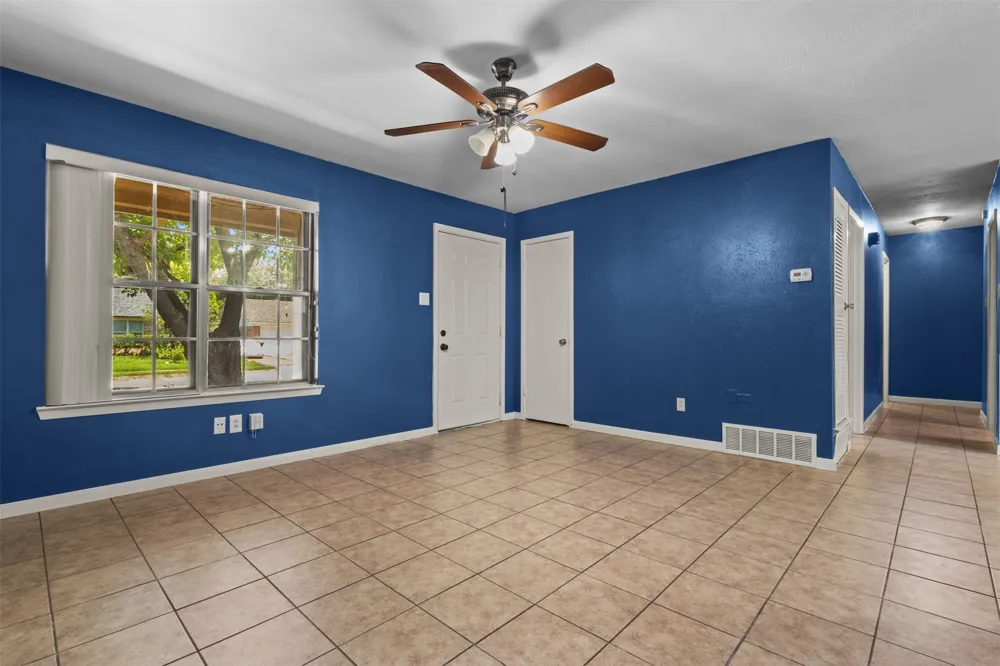 337 Langley Avenue Everman, TX 76140