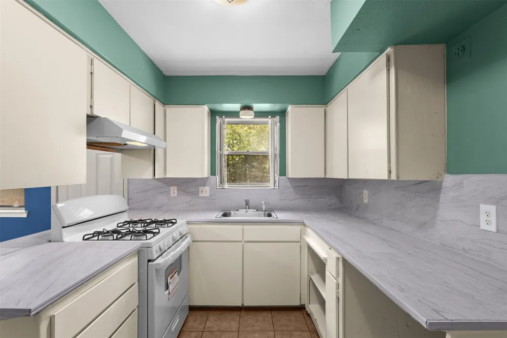 337 Langley Avenue Everman, TX 76140