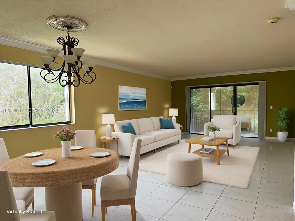435 Lakeview Dr #201 Weston, FL 33326